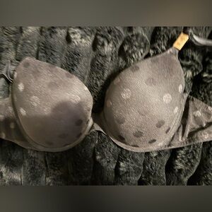 PINK Victoria's Secret Gray Polka Dot T-Shirt Bra
